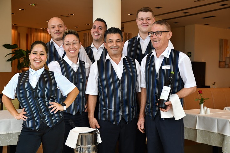Hotel Luz del Mar - Restaurant Team